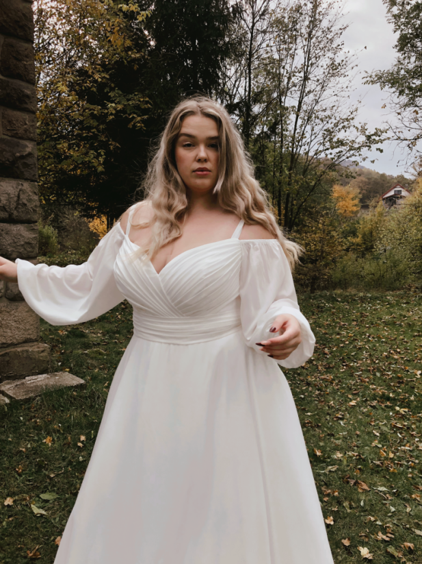 Valeria PLUS SIZE - Farba šiat: Ivory, Veľkosť šiat (PLUS SIZE): 50, Typ viazania: Šnurovačka