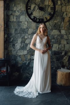 LAURA