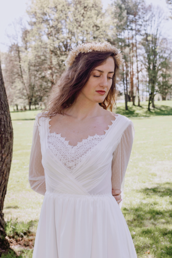 Zina - Farba šiat: Ivory, Veľkosť šiat: 38, Typ viazania: Zips