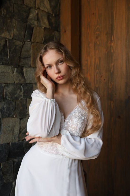 AMANDA - Farba šiat: Ivory, Veľkosť šiat: 42