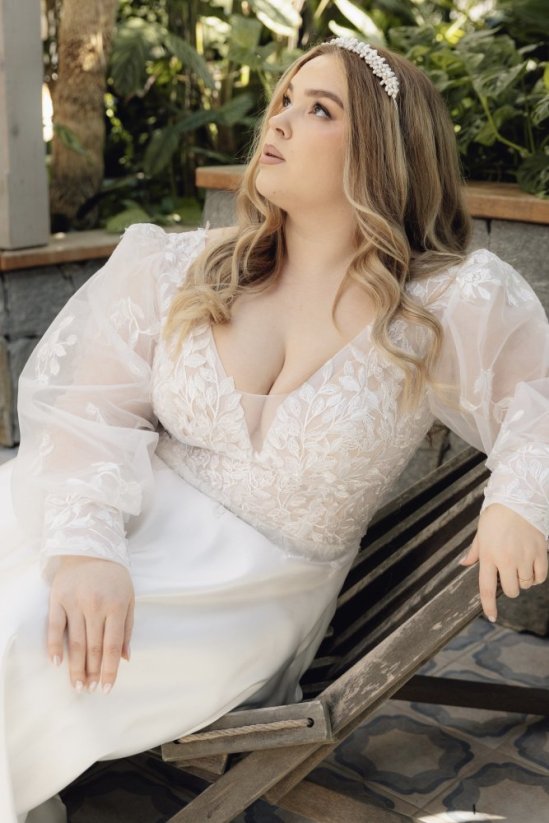 ANGELA - Farba šiat: Ivory, Veľkosť šiat (PLUS SIZE): 46, Typ viazania: Šnurovačka