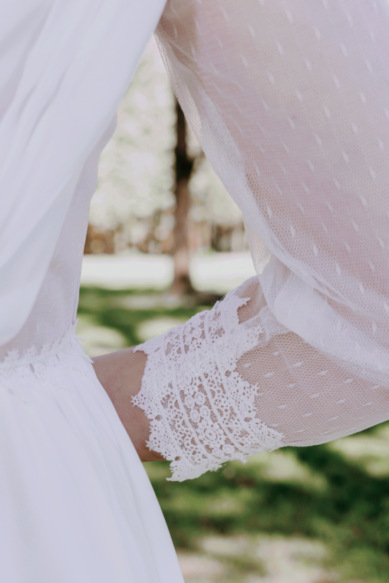 Zina - Farba šiat: Ivory, Veľkosť šiat: 38, Typ viazania: Zips