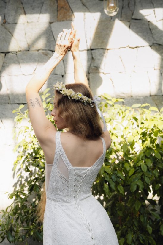 LESIA - Farba šiat: Ivory, Veľkosť šiat: 34
